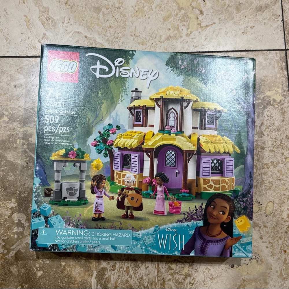 LEGO Disney Wish Enchanted Castle Set - Yellow and Purple